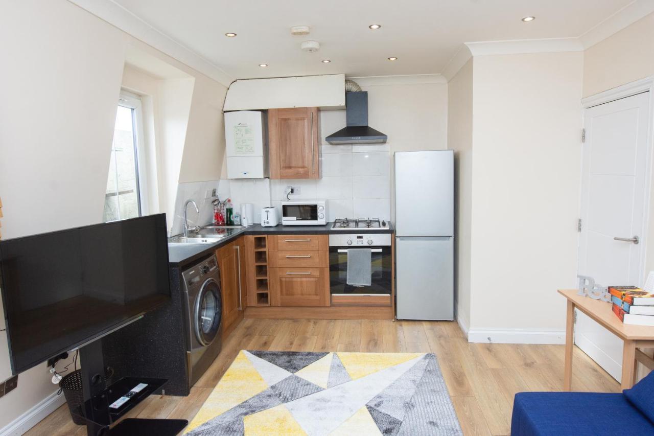 Evergreen Apartments-Flat 5, Londra Esterno foto