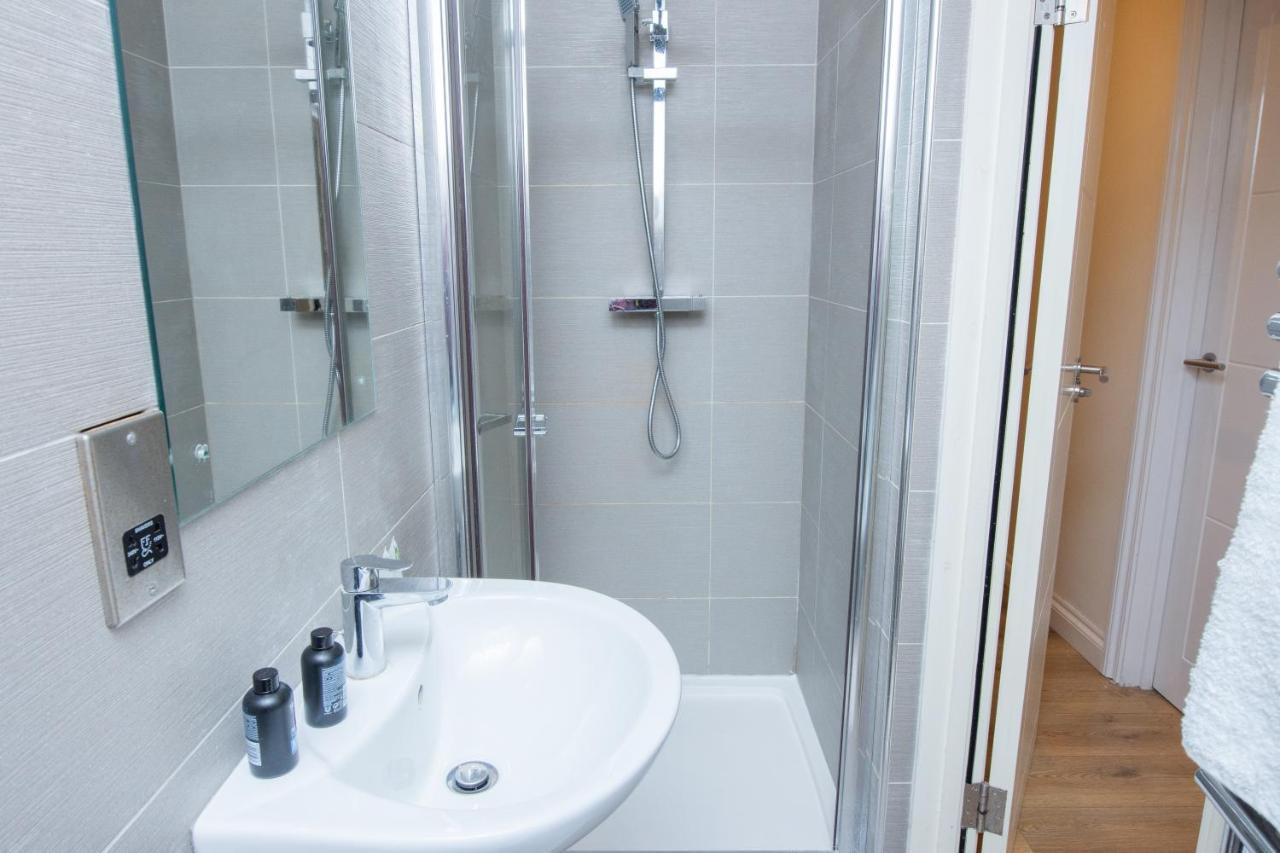 Evergreen Apartments-Flat 5, Londra Esterno foto